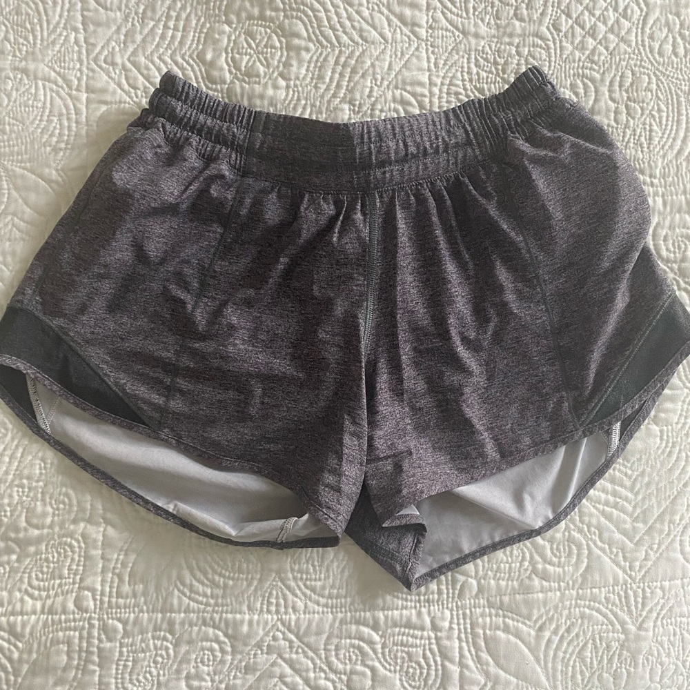 Lululemon Hotty Hot Low-rise 4”